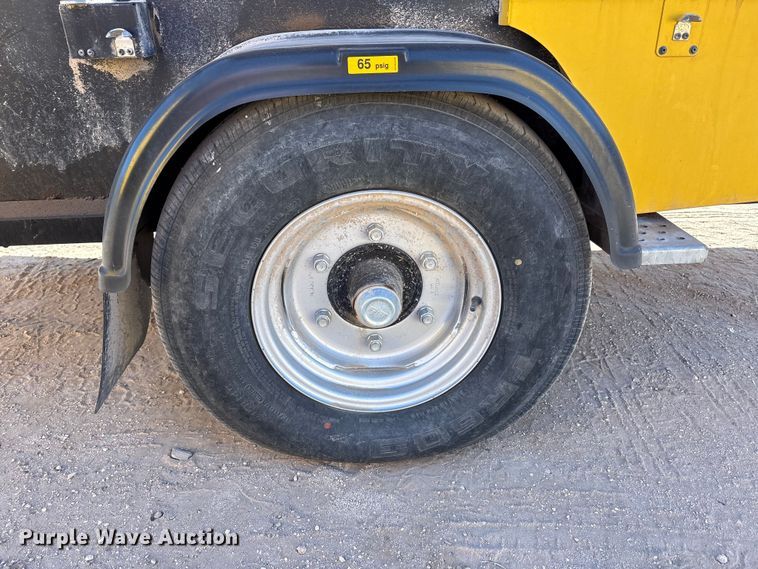 image for item EU4934 2022 Kaeser M118 air compressor