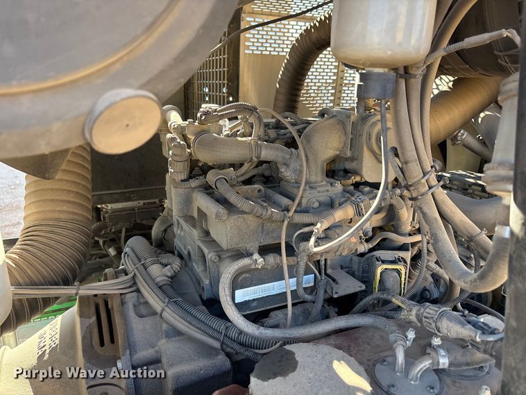 image for item EU4935 2021 Kaeser M118 air compressor