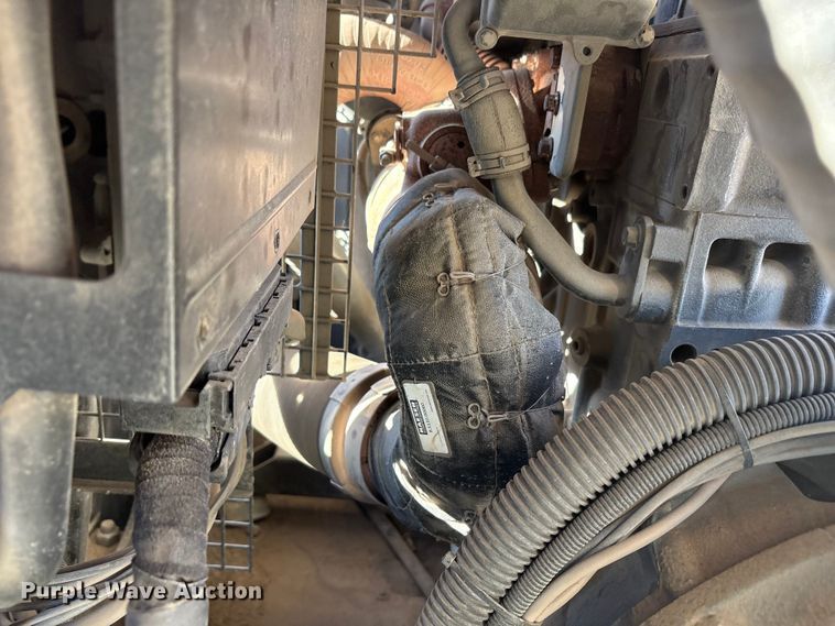 image for item EU4935 2021 Kaeser M118 air compressor