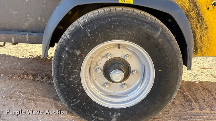 image for item EU4935 2021 Kaeser M118 air compressor