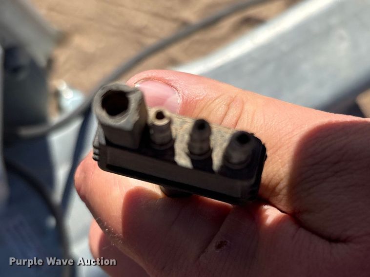 image for item EU4936 2022 Kaeser M118 air compressor