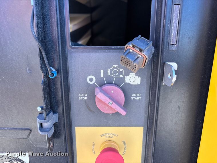 image for item EU4936 2022 Kaeser M118 air compressor