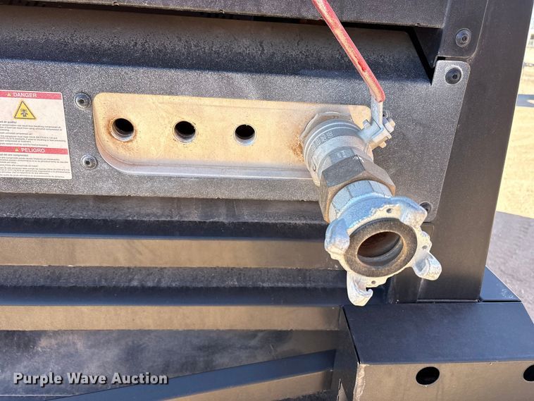 image for item EU4936 2022 Kaeser M118 air compressor