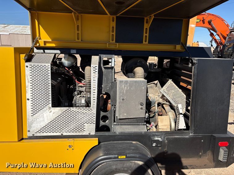 image for item EU4936 2022 Kaeser M118 air compressor