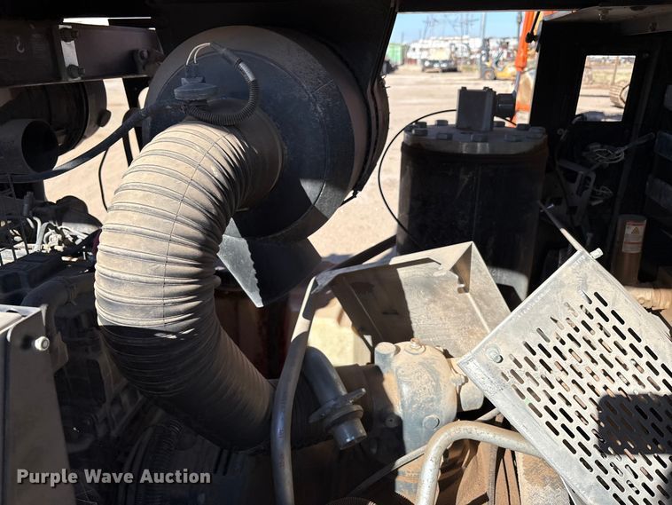 image for item EU4936 2022 Kaeser M118 air compressor