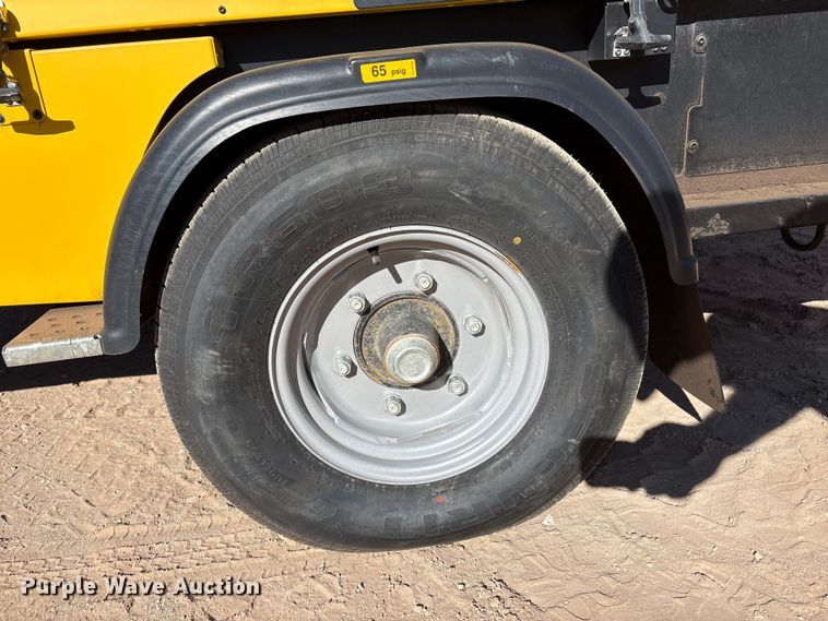 image for item EU4936 2022 Kaeser M118 air compressor