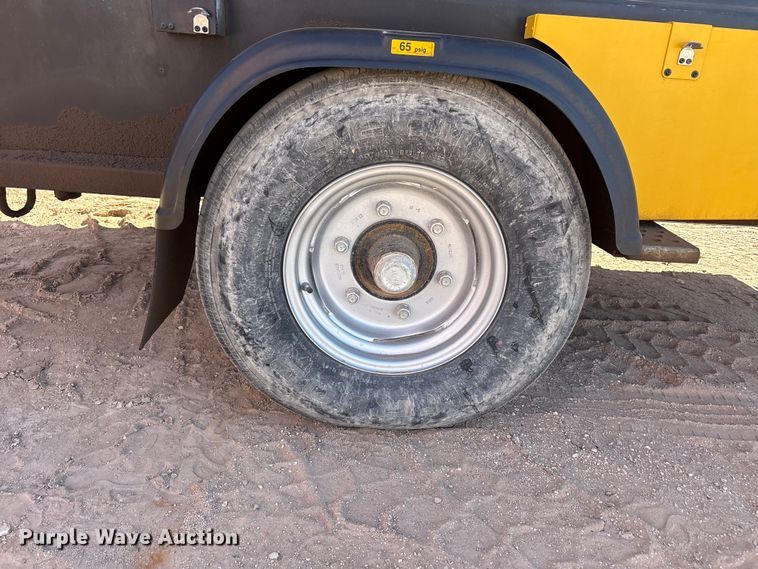 image for item EU4936 2022 Kaeser M118 air compressor