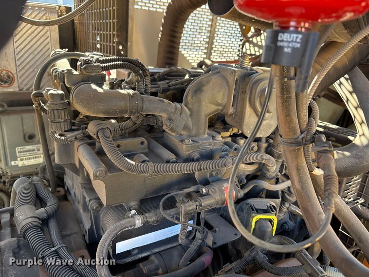 image for item EU4937 2023 Kaeser M118 air compressor