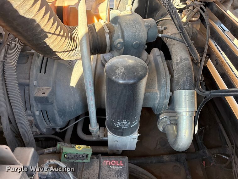 image for item EU4937 2023 Kaeser M118 air compressor