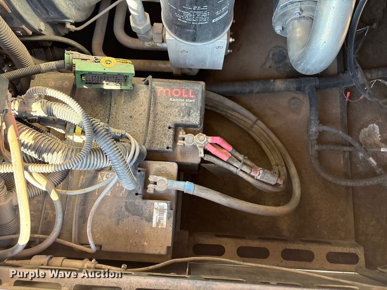 image for item EU4937 2023 Kaeser M118 air compressor