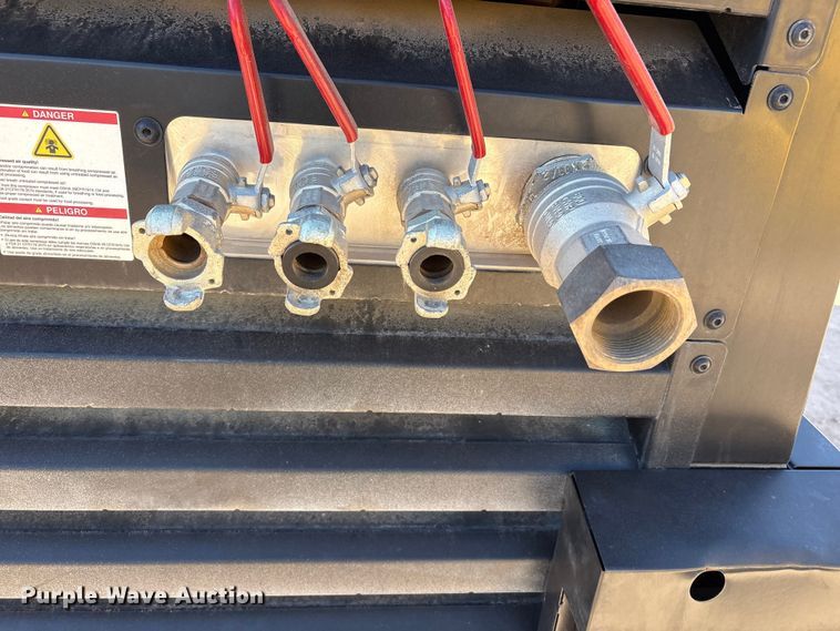 image for item EU4938 2022 Kaeser M118 air compressor