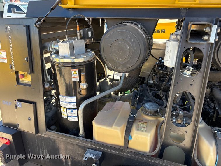 image for item EU4938 2022 Kaeser M118 air compressor