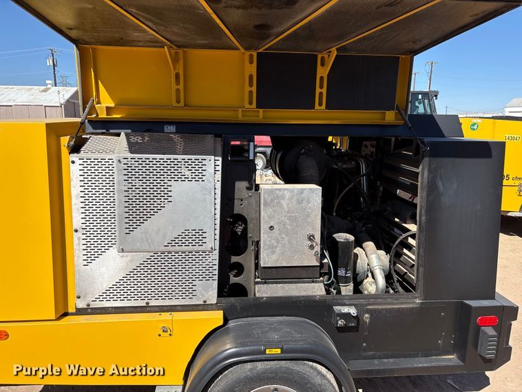 image for item EU4938 2022 Kaeser M118 air compressor