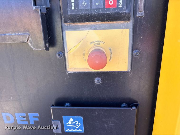 image for item EU4939 2022 Kaeser M118 air compressor