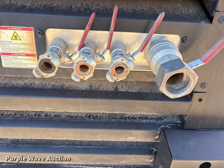 image for item EU4939 2022 Kaeser M118 air compressor