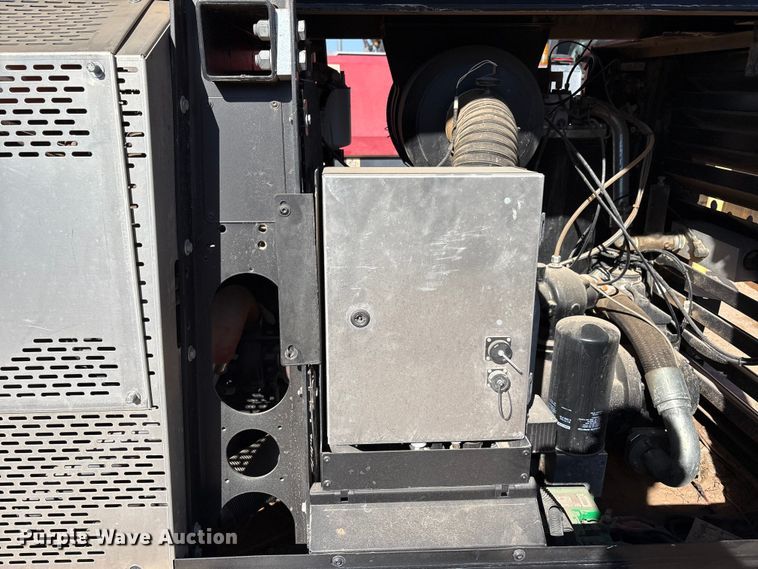 image for item EU4939 2022 Kaeser M118 air compressor