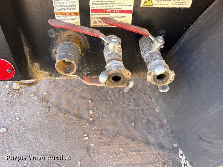 image for item EU4940 2022 Kaeser M55 air compressor