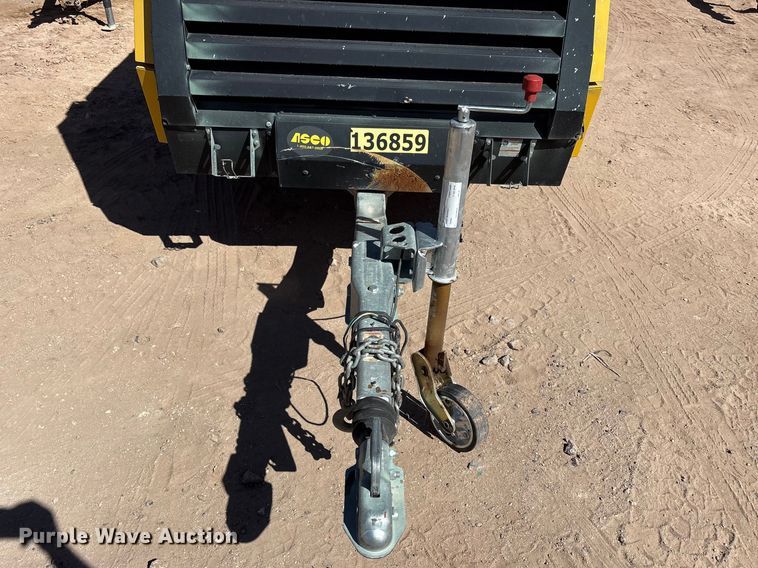 image for item EU4941 2022 Kaeser M118 air compressor