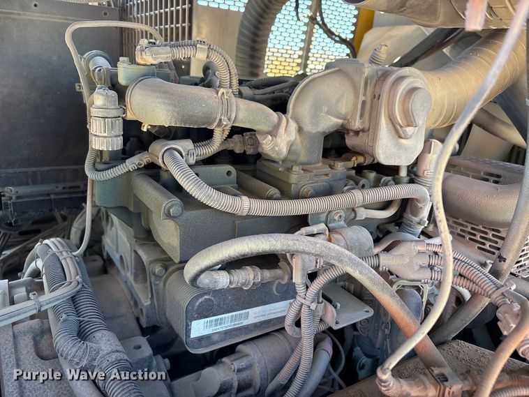 image for item EU4941 2022 Kaeser M118 air compressor