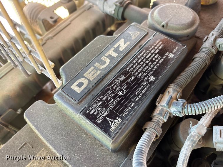 image for item EU4941 2022 Kaeser M118 air compressor