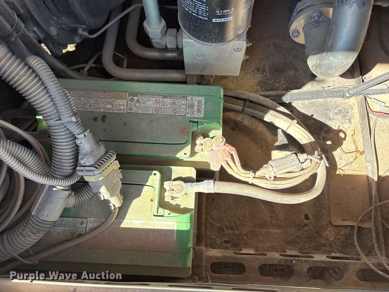 image for item EU4941 2022 Kaeser M118 air compressor