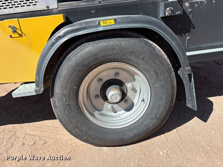 image for item EU4941 2022 Kaeser M118 air compressor