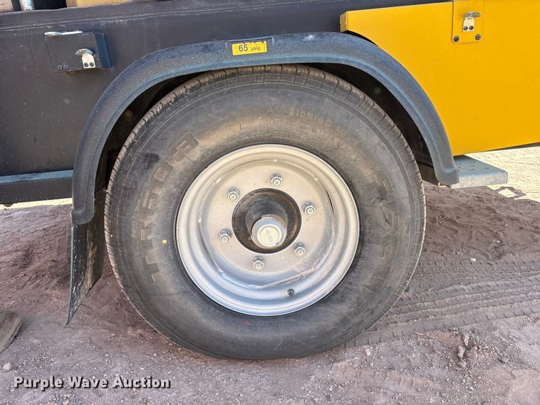 image for item EU4941 2022 Kaeser M118 air compressor