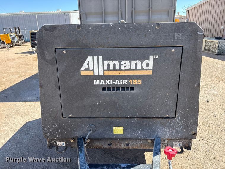 image for item EU4942 2019 Allmand Maxi-air 185 Portable air compressor
