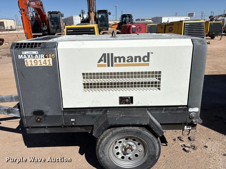 image for item EU4942 2019 Allmand Maxi-air 185 Portable air compressor