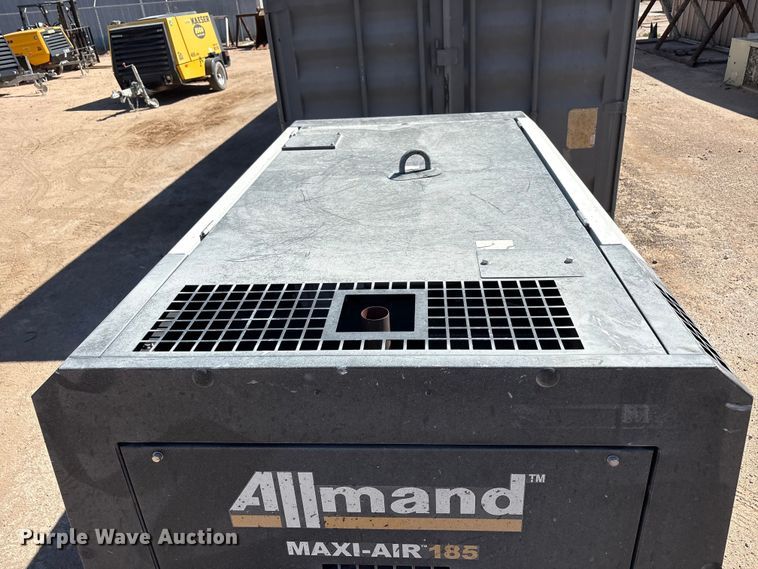 image for item EU4942 2019 Allmand Maxi-air 185 Portable air compressor