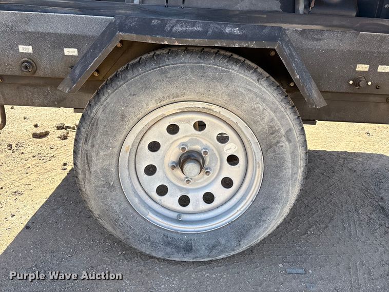 image for item EU4942 2019 Allmand Maxi-air 185 Portable air compressor