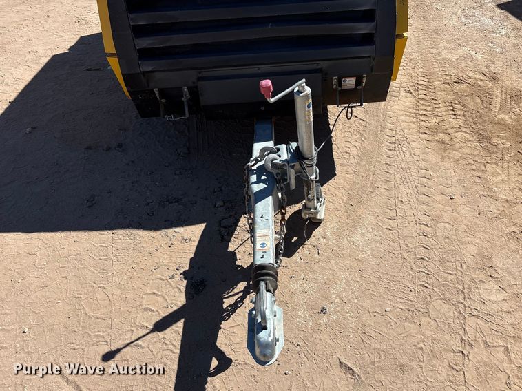 image for item EU4943 2022 Kaeser M118 air compressor