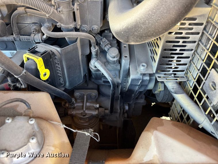 image for item EU4943 2022 Kaeser M118 air compressor