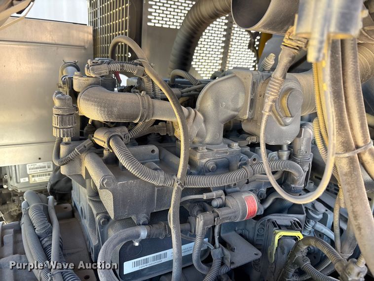 image for item EU4943 2022 Kaeser M118 air compressor