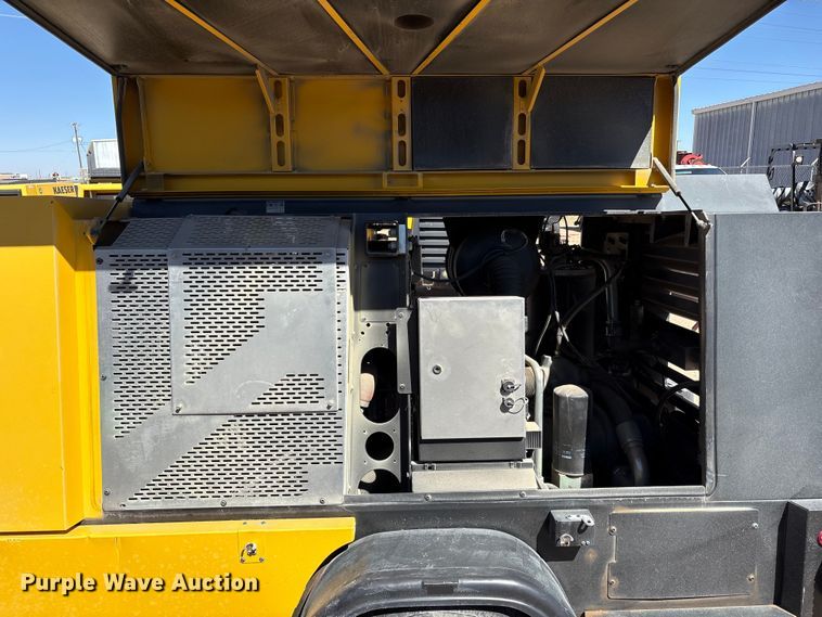 image for item EU4943 2022 Kaeser M118 air compressor