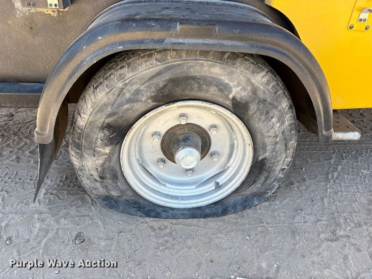 image for item EU4943 2022 Kaeser M118 air compressor