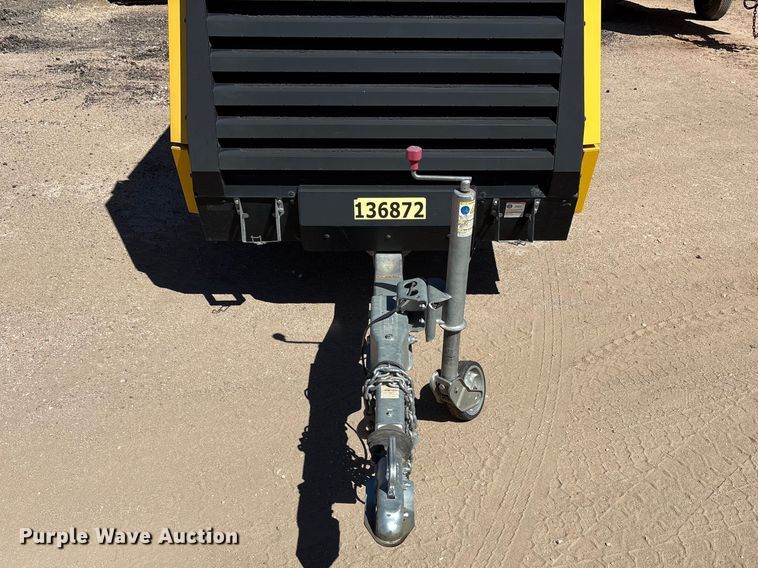 image for item EU4944 2022 Kaeser M118 air compressor