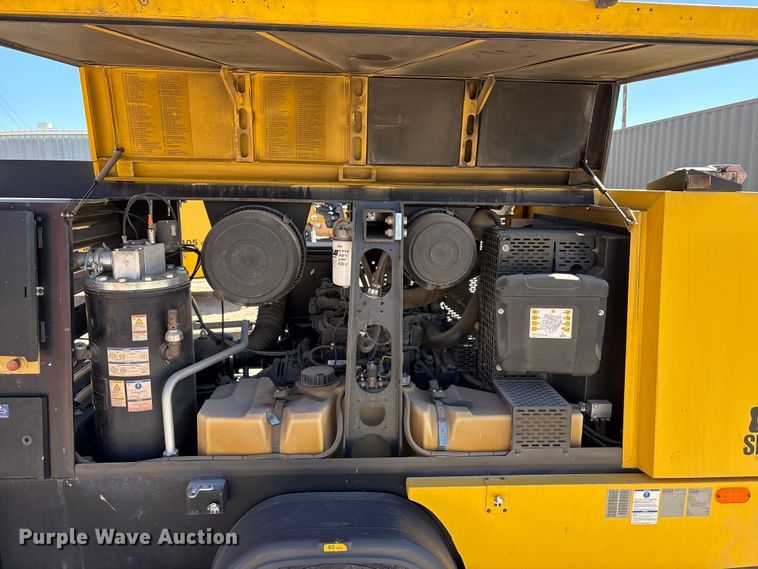 image for item EU4944 2022 Kaeser M118 air compressor