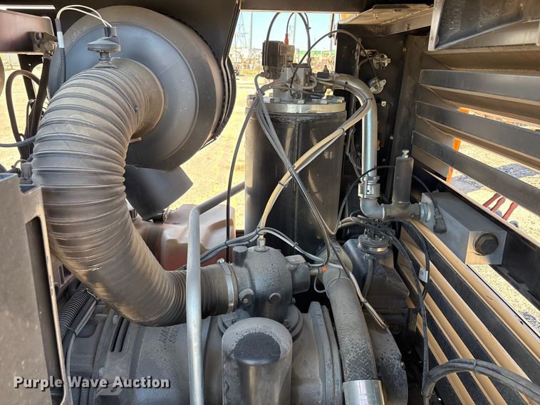 image for item EU4944 2022 Kaeser M118 air compressor