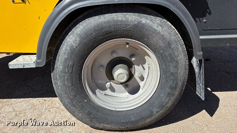 image for item EU4944 2022 Kaeser M118 air compressor