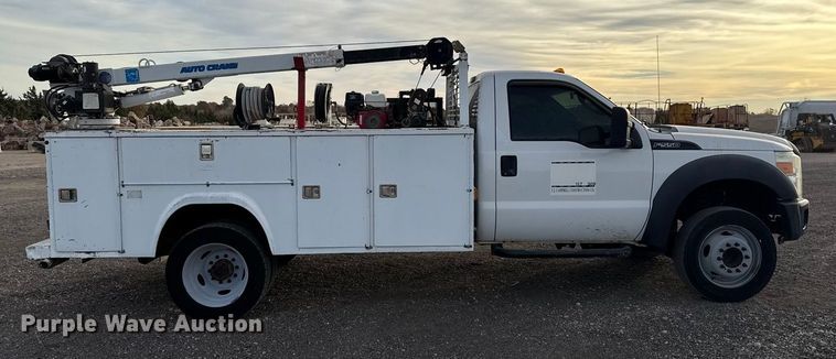 image for item EU5445 2013 Ford F550 utility / service truck