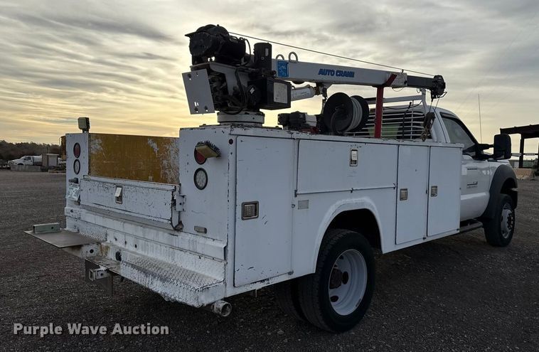 image for item EU5445 2013 Ford F550 utility / service truck