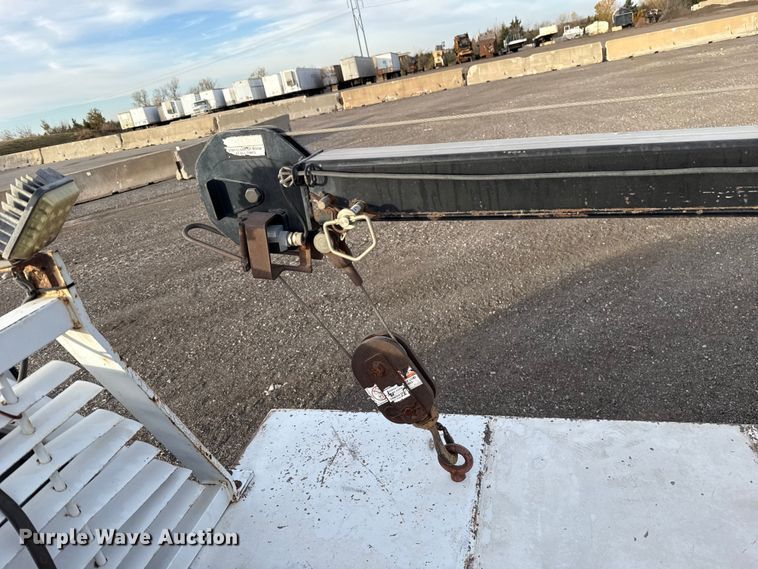 image for item EU5445 2013 Ford F550 utility / service truck