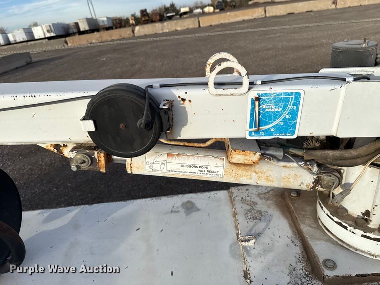 image for item EU5445 2013 Ford F550 utility / service truck