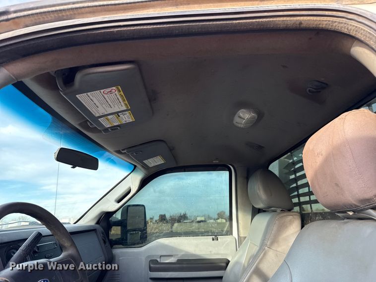 image for item EU5445 2013 Ford F550 utility / service truck