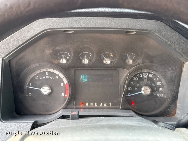 image for item EU5445 2013 Ford F550 utility / service truck