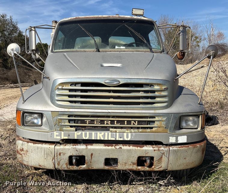 image for item EU7356 2007 Sterling Acterra water truck