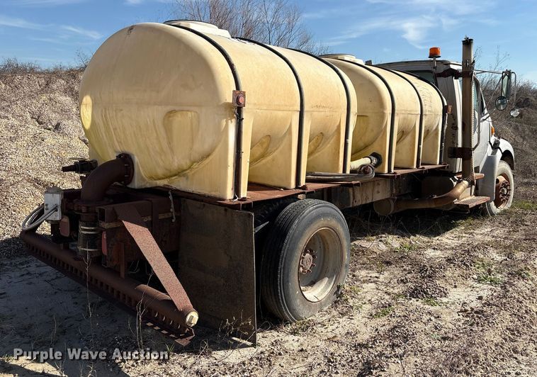 image for item EU7356 2007 Sterling Acterra water truck