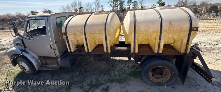 image for item EU7356 2007 Sterling Acterra water truck