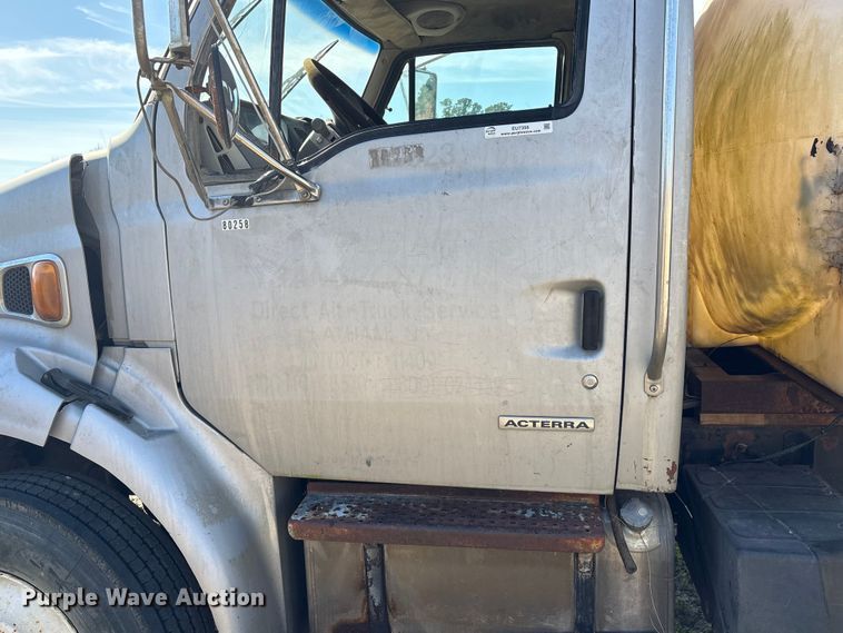 image for item EU7356 2007 Sterling Acterra water truck